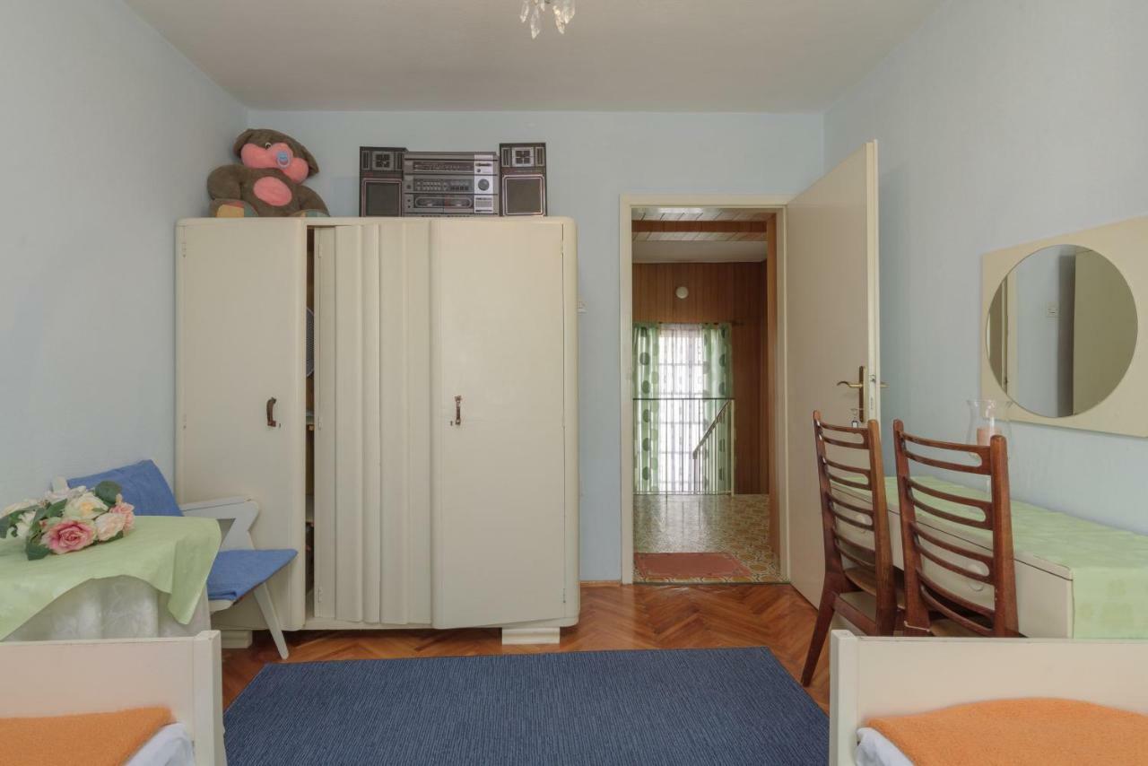 Rooms Mirjana - Centre Of Trogir Exterior foto