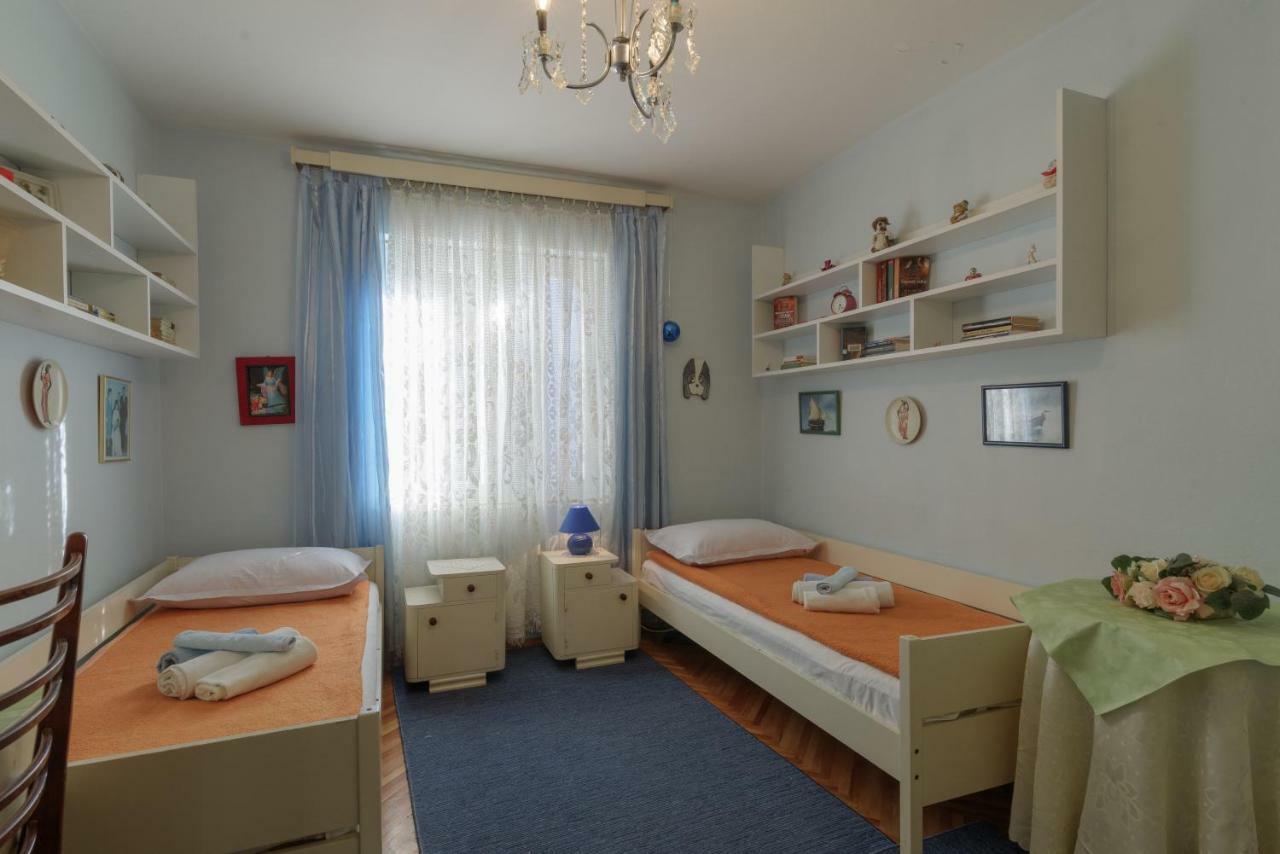 Rooms Mirjana - Centre Of Trogir Exterior foto